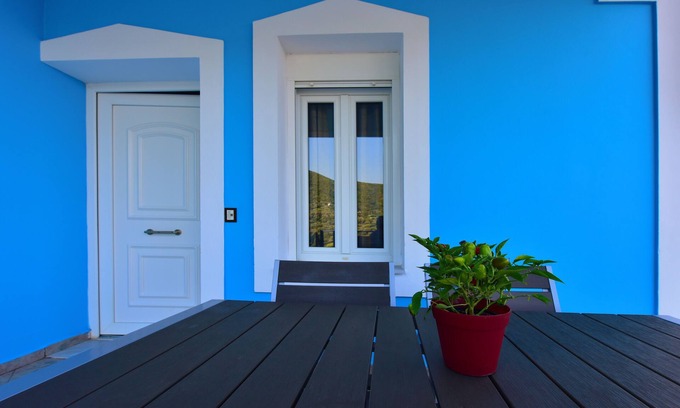 Samos Town Villa | Maison de caractère, piscine privée, vue spectaculaire