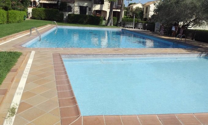 Torroella de Montgri Maison | Maison avec piscine, 2 chambres+ mezzanine, 4 à 6 personnes, L'Estartit