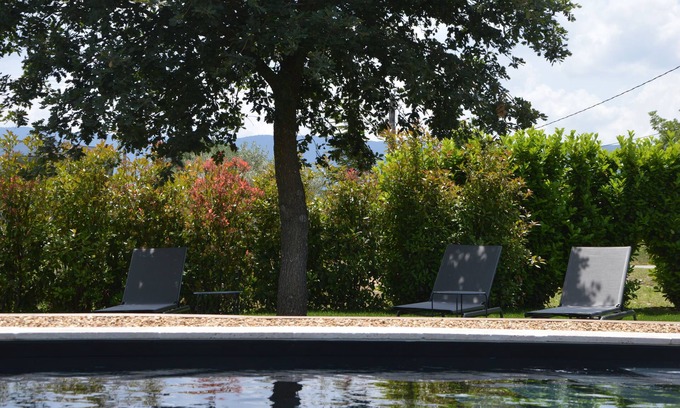 Cabrieres-d'Avignon Maison | Maison avec piscine,terrasse et jardin privé avec vue panoramique sur le Luberon