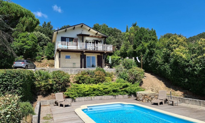 Ferrieres-Poussarou Maison | Maison avec piscine dans un environnement d'exception