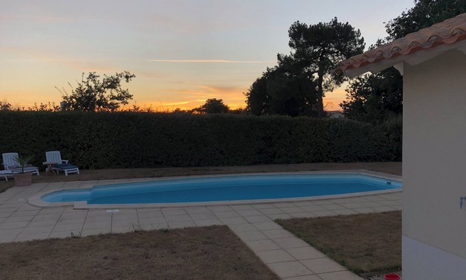 L'Aiguillon-sur-Vie Villa | Maison avec piscine privée, au calme, à quelques minutes de l'océan