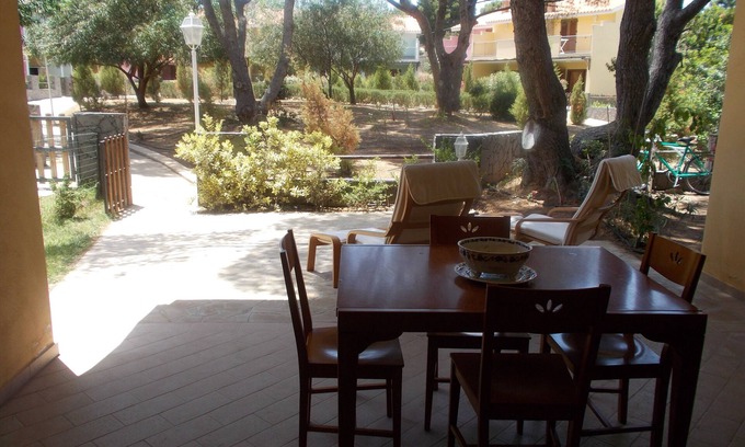 Porto Pino Maison | Maison avec jardin près de la mer
