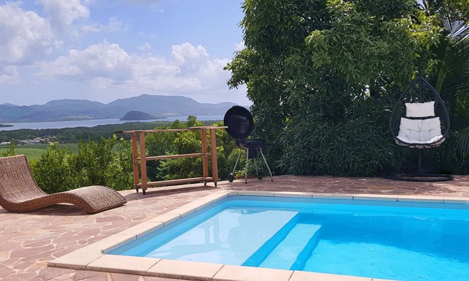 Ducos Maison | Maison avec piscine et jardin et superbe vue sur la Baie de Fort-de-France