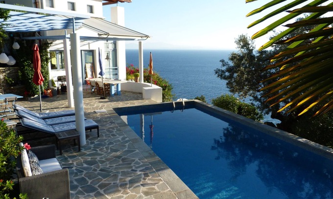 Livadi Maison | Maison avec piscine privée et mer - vue imprenable