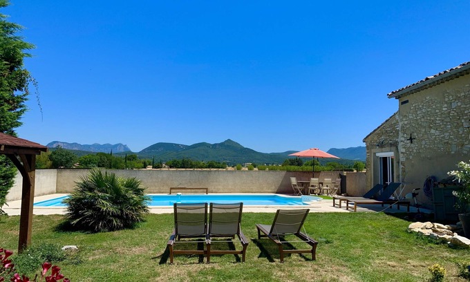 Cleon-d'Andran Maison | Maison avec piscine en drome Provençale - gîte de Fragene