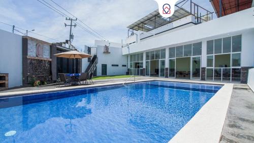 Tonala Maison | House with Terrace & Pool in Coyula Ideal Groups