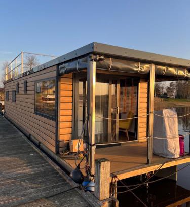 Midlaren Location De Bateaux | Houseboat mét sloep