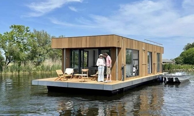 Kaag Location De Bateaux | Houseboat "Nevel" at the Kagerplassen tender included