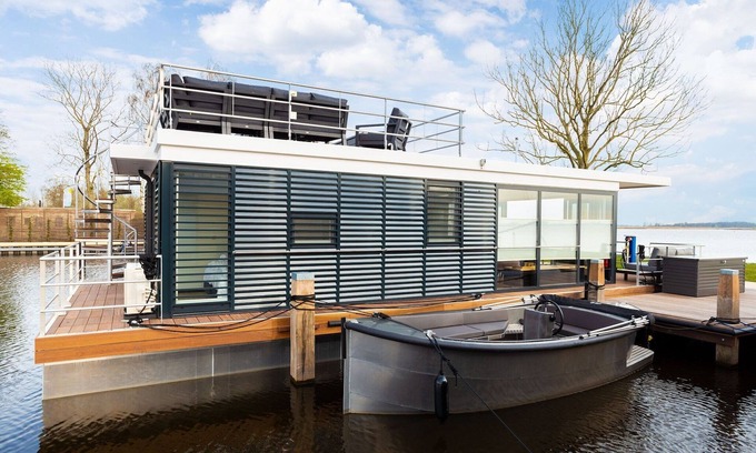 Offingawier Location De Bateaux | Péniche unique sur et autour du Sneekermeer