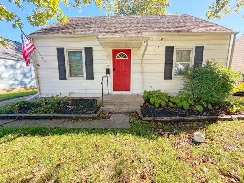 Grandview Heights Maison | Housepitality - The OSU Hideaway - 4 BR 5 min from OSU Grandview