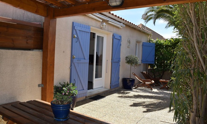 Gruissan Maison | T3 Collines du Port-Maison au calme, jardin, climatisé et parking privatif.☀️