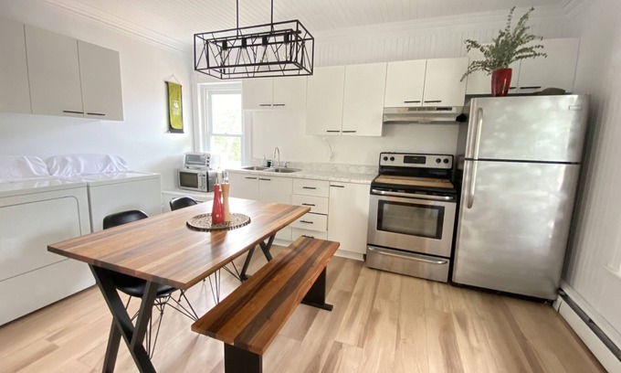 Saint Jean Port Joli Appartement | Logement au Coeur du Village