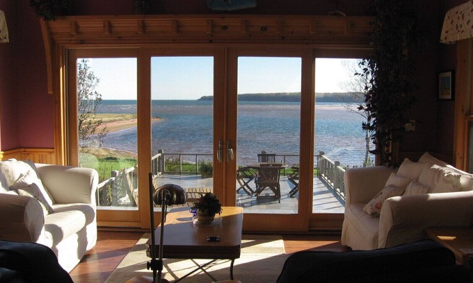 Red House Maison | La Maison sur Plage de la Baie Howe, Ïle-du-Prince-Édouard