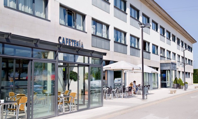 Arroyal Hôtel | HQ La Galería Hotel