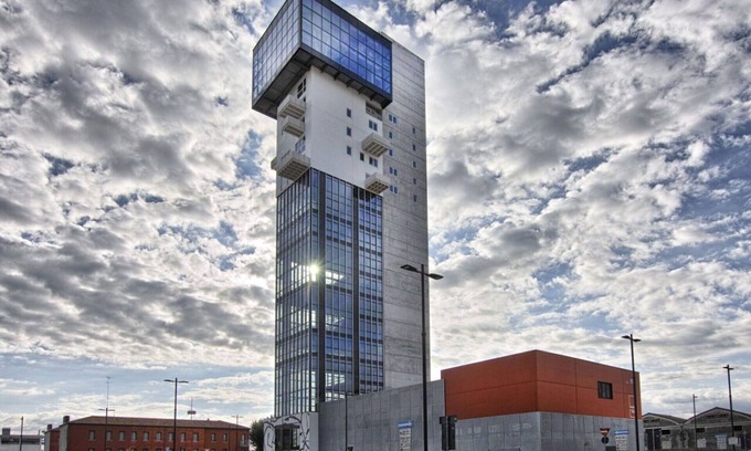 Mestre Appartement | Htm Tower - 1002 Executive by Halldis
