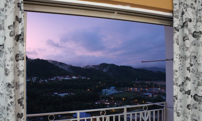 Kota Kinabalu Appartement | ÉNORME 3 lits ~ Idéal pour les grandes familles