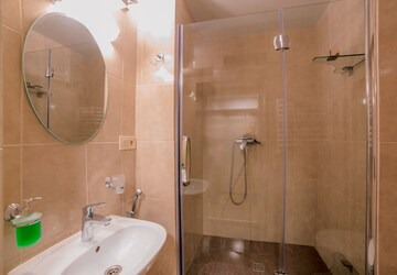 Odessa City Center Appartement | Huge 3-bedroom apartment on Ekaterina square