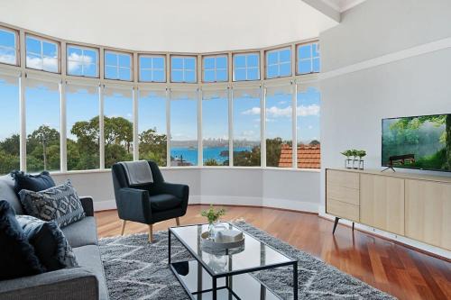 Cremorne Appartement | Huge Harbour View Apartment In Historic Home