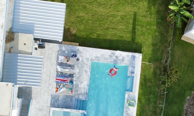 Coto Maison | Huge Home Renovated 7 Bdr, 5 Bath 2 Pools 2 kitchens 2 Living rooms Best Beaches