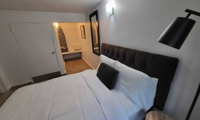 Trujillo Alto Appartement | Immense-emplacement-transport- plage de 8 milles, SJUairport, vie nocturne, promenade jusqu'à la boulangerie