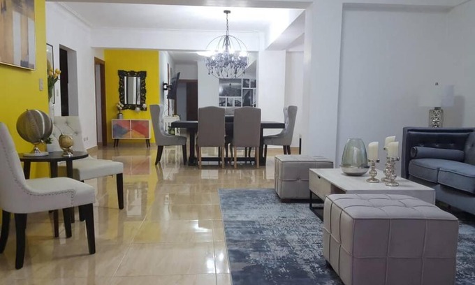 Viejo Arroyo Hondo Appartement | Huge Luxury Penthouse, family friendly