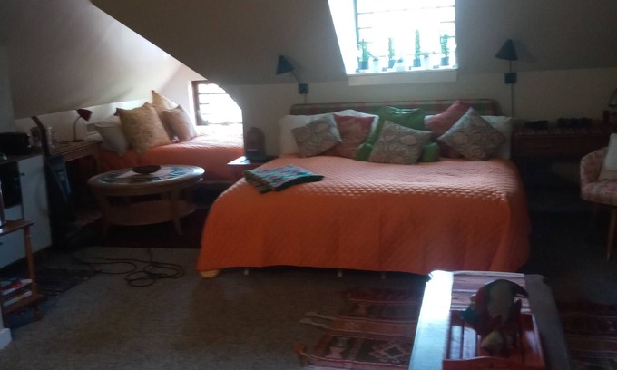 South Pensacola Appartement | Huge Serene Downtown Loft Granny Unit Private Apt.--North Hill, Superb Location