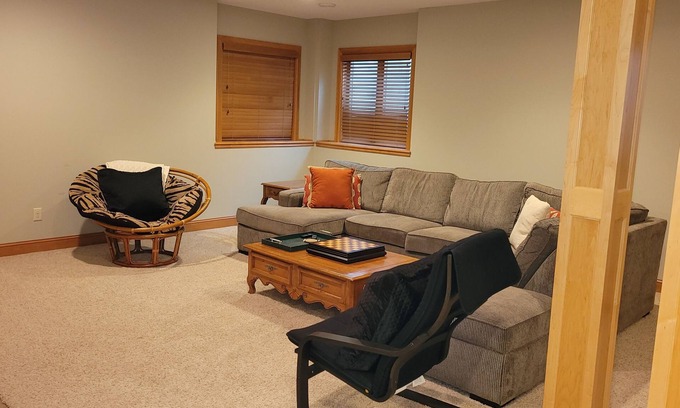 Shorewood Maison | HUGE space with room to spread out! Close to Excelsior and Lake Minnetonka.