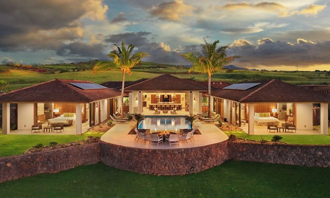 Omao Maison | Hula House: Luxury Villa w/ Superb Views/Amenities