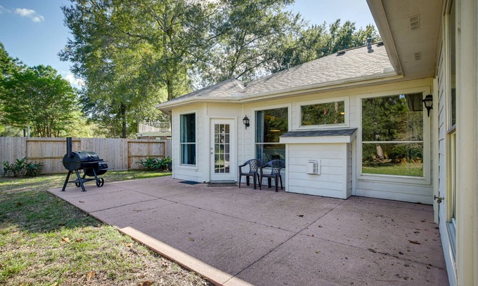 Kingwood Maison | Humble Home w/ Game Room, Near Deerbrook Mall!