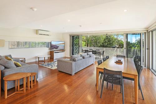 Currimundi Appartement | Hume Parade 19, Unit 1, Currimundi