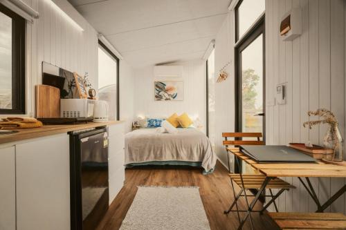 Monomeith Maison | Hunters Inn by Tiny Away