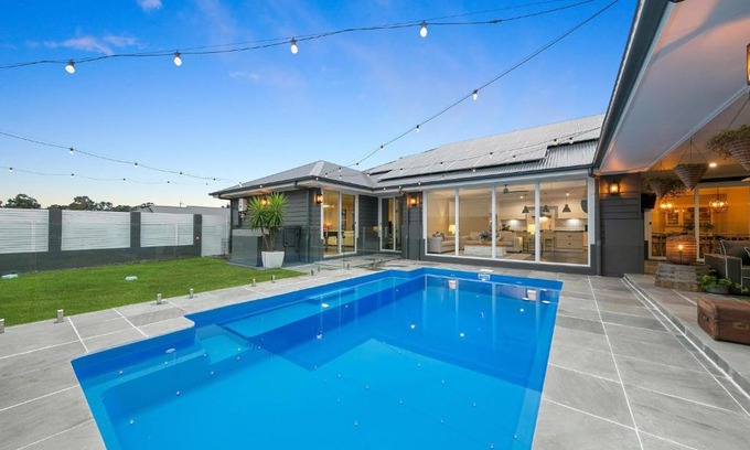 North Rothbury Maison | Huntlee Pool Luxe House