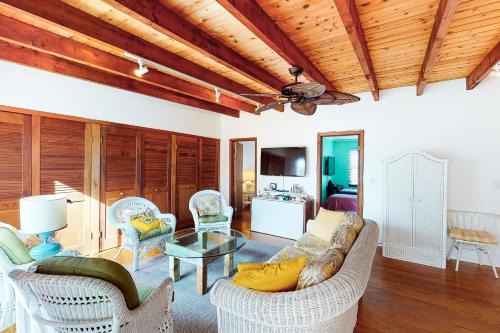 Ocean Bay Park Maison | Huron Hideaway