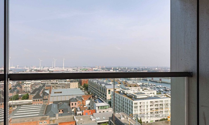 De Kaaien Appartement | Huswell - Amazing apartment in London tower with p