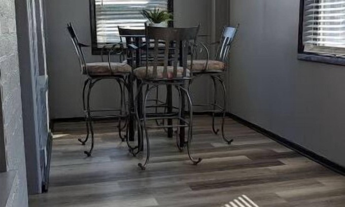 Swissvale Appartement | Hydee's Hideaway