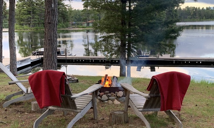 Duluth Appartement | Hygge Getaway with a wood burning sauna overlooking a small private lake
