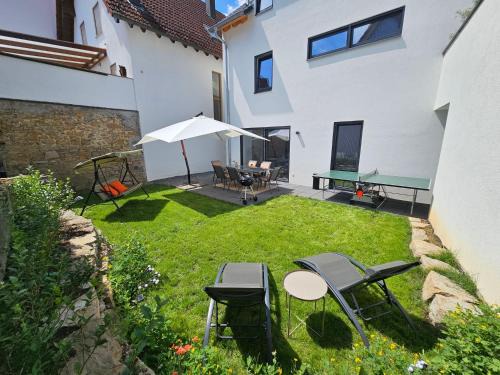 Hoffenheim Appartement | Hygge Home - mit Garten und Stellplatz für Feriengäste-, Monteure/Netflix/10 min. zur Sinsheim Therme und zur Autobahn