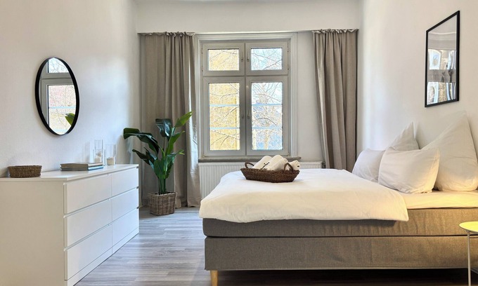 Goslar Old Town Appartement | HyggeLiving | 79 m ² | Central | Smart-TV | "KNUT"