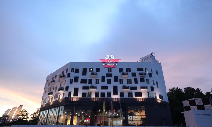 Nilai Hôtel | Hype Motorsport Hotel Nilai