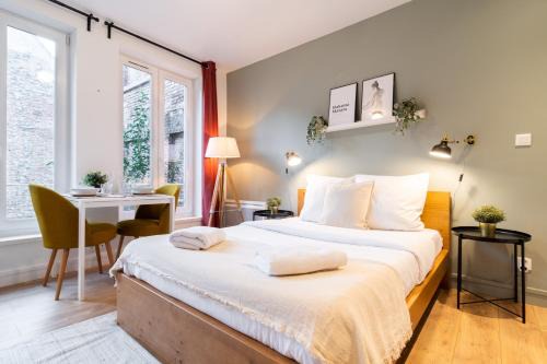 Lille Centre Ville Appartement | Hypercentre-gares: superbe studio équipé