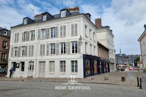 Enclos Appartement | Hypolite 3New - Bel Appartement pour 4 - 80 mètres du Port d' Honfleur