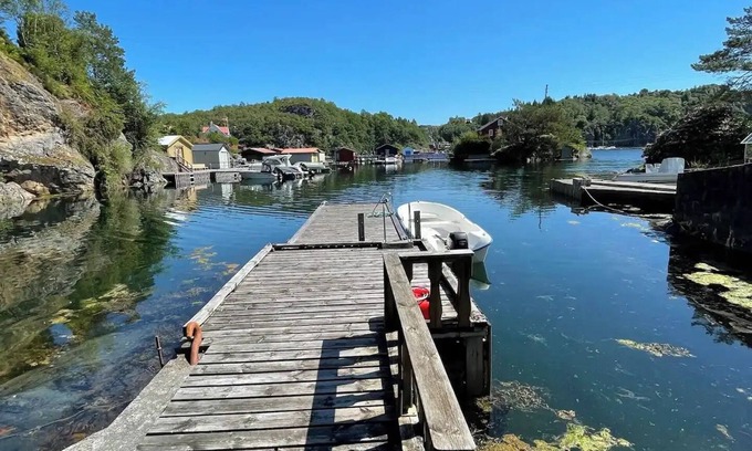 Onglavika Cabine | Hytte ved Sjøen med Egen Brygge - 20 min fra Bergen Sentrum