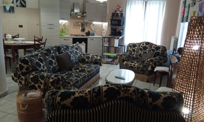 Pietramelara Appartement | I Fiori di AminA