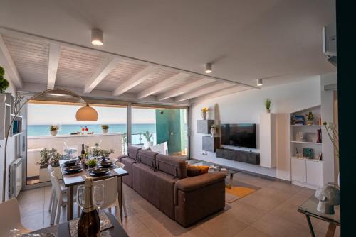 Sant'Agata di Militello Appartement | "I MORI LUXORY APARTMENTS" - Attico mansardato con incantevole vista mare