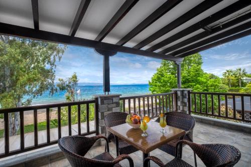 Koropi Appartement | Iakovakis Seaside Exclusive Apartments