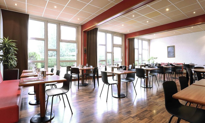 Villers-Semeuse Hôtel | ibis Charleville-Mezières