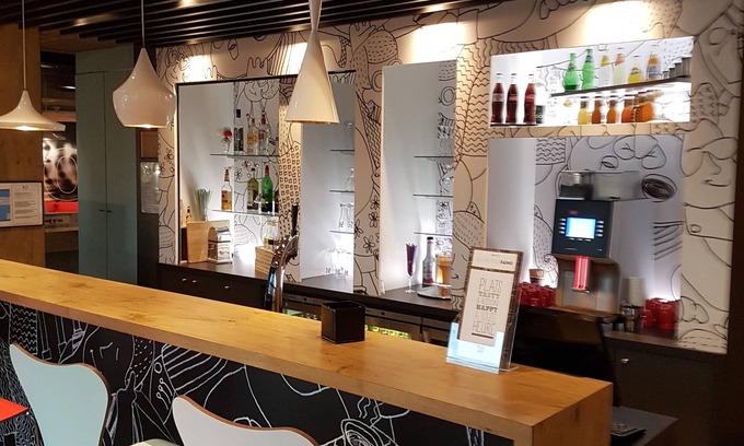Courcouronnes Hôtel | Ibis Evry-Courcouronnes