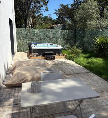 Le Grau-dʼAgde Appartement | Ibiza and Spa