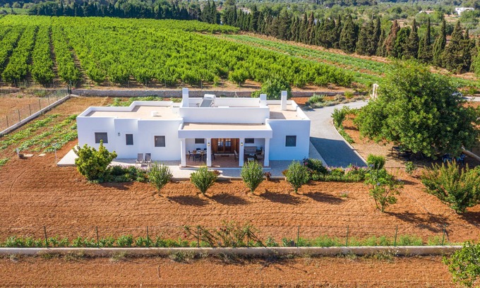 Sant Carles de Peralta Maison | Maison de campagne d'Ibiza avec porche, jardin potager, terrasse ensoleillée et Wi-Fi
