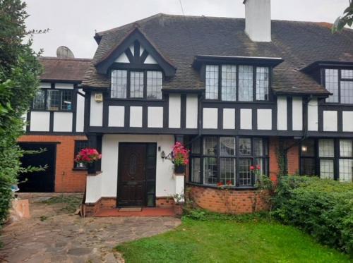 Hainault Maison | Ibrahim's House